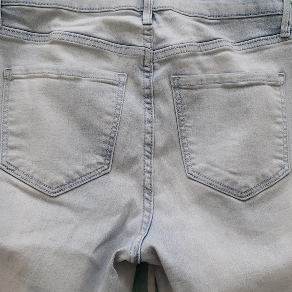 Ripped Jeans bundle 💖🙈 - Picture 6 of 10